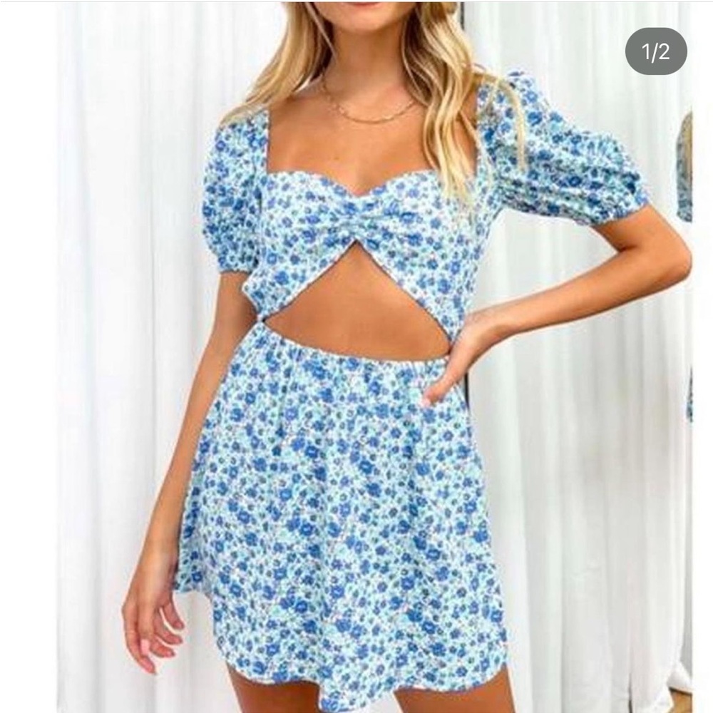 Beginning boutique cut out dress